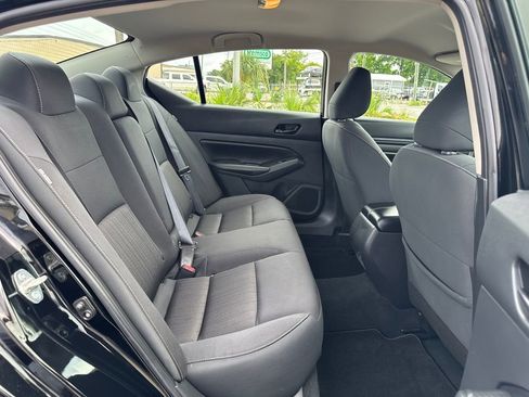 Used 2025 Nissan Altima 2.5 SV FWD image 16