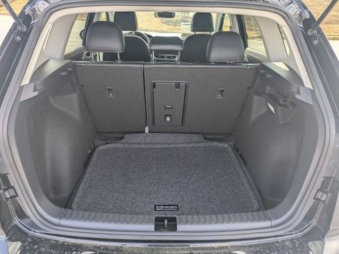 New 2026 Volkswagen Taos SE image 13