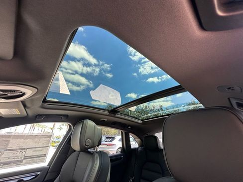 Used 2026 Porsche Macan image 24