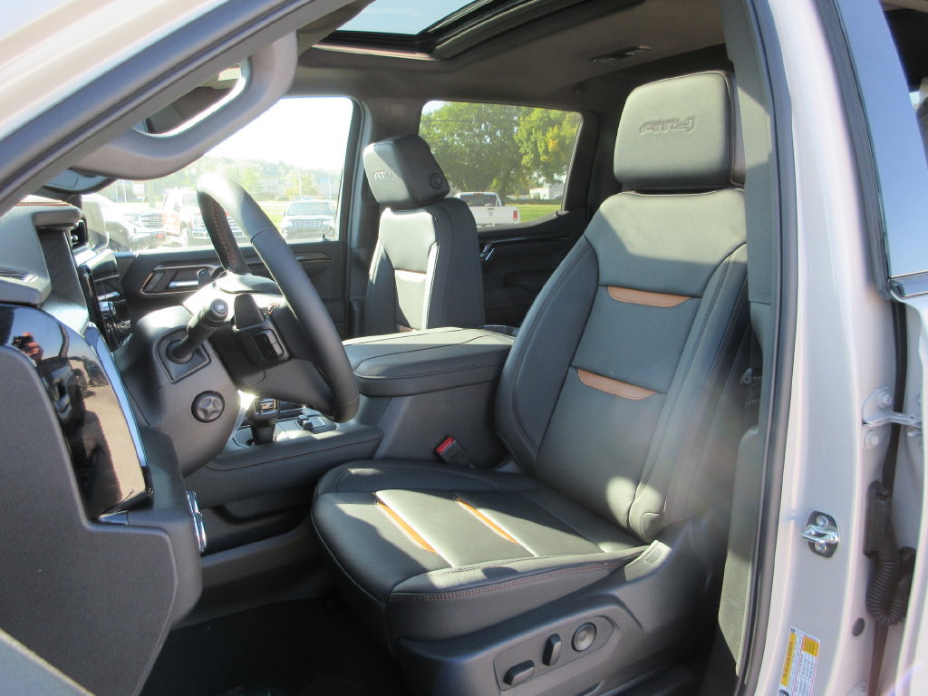 New 2026 GMC Sierra 1500 AT4 w/ AT4 Premium Package AWD/4WD image 12