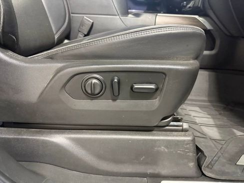 Certified 2021 Chevrolet Silverado 1500 High Country image 28