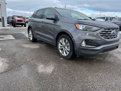Used 2024 Ford Edge Titanium image 7