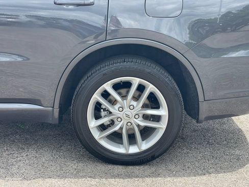 Used 2025 Dodge Durango GT AWD/4WD image 38
