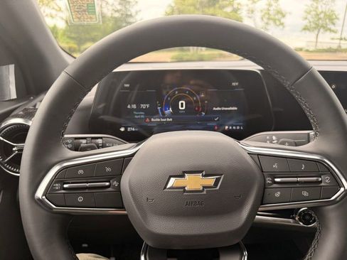 New 2026 Chevrolet Equinox LT FWD image 21