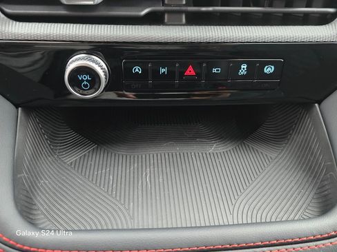 New 2026 Ford Explorer ST-Line image 30