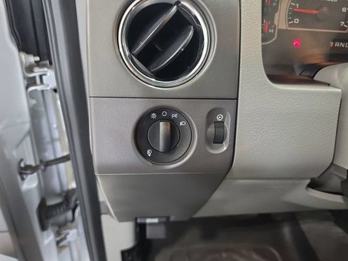 Used 2008 Ford F150 XLT AWD/4WD image 17