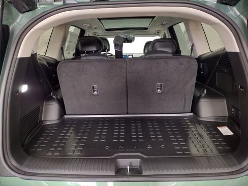 New 2026 Hyundai Ioniq 9 Limited image 16