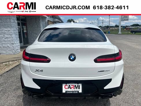 Used 2025 BMW X4 xDrive30i w/ Premium Package AWD/4WD image 5