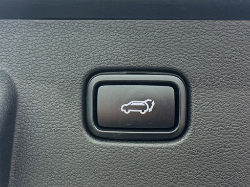 Used 2024 Kia Sportage SX image 30