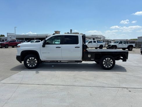 Used 2025 Chevrolet Silverado 2500 Custom w/ Custom Convenience Package AWD/4WD image 6