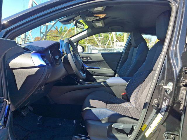 Certified 2022 Toyota C-HR XLE FWD image 11