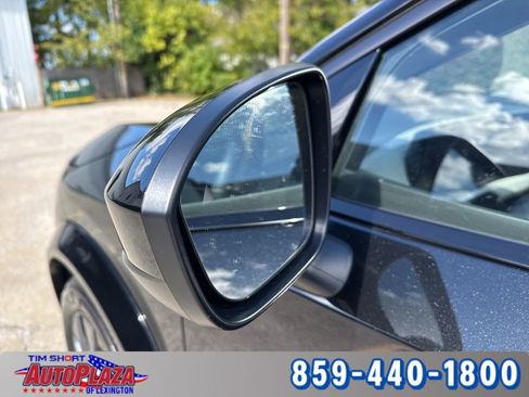 Used 2023 Nissan Ariya AWD image 15