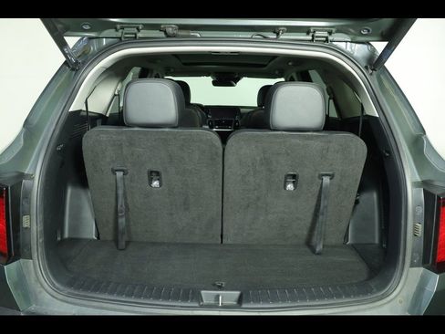 Used 2023 Kia Sorento X-Line EX image 18