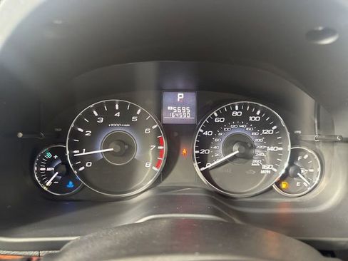 Used 2011 Subaru Outback 3.6R Limited w/ PWR Moonroof Pkg AWD/4WD image 17