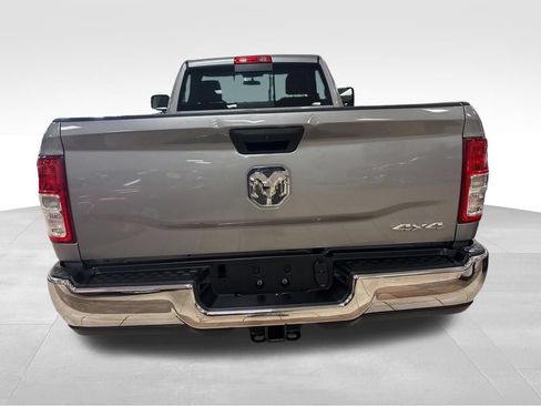 Used 2024 RAM 2500 Tradesman w/ Chrome Appearance Group AWD/4WD image 5