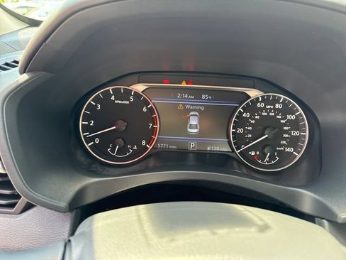 Used 2025 Nissan Altima 2.5 SR w/ SR Premium Package AWD/4WD image 12