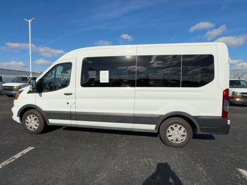 Used 2023 Ford Transit 350 XLT RWD image 5
