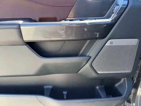 Used 2021 Ford F150 Lariat w/ Equipment Group 502A High image 14