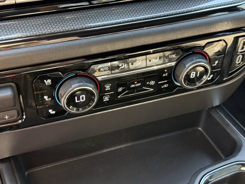 Used 2024 Chevrolet Silverado 1500 ZR2 w/ Technology Package image 22