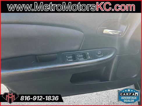 Used 2013 Chrysler 200 Touring image 21