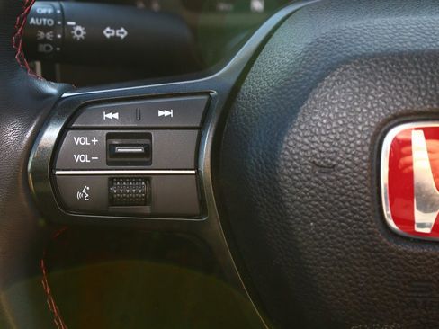 Used 2025 Honda Civic Type R image 14