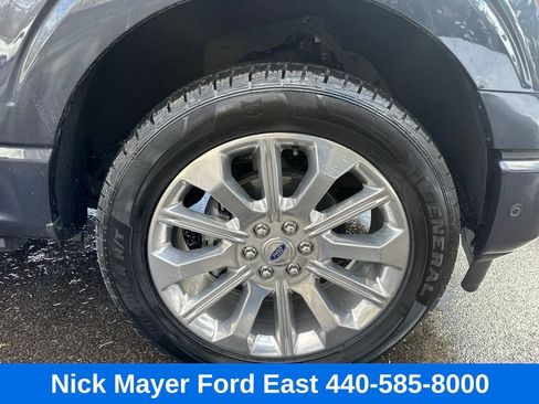 Used 2022 Ford F150 Limited image 9