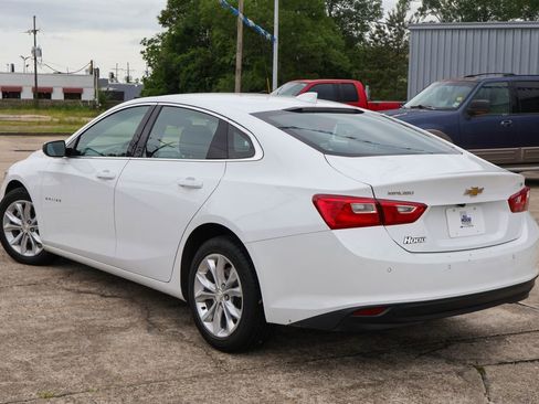 Used 2024 Chevrolet Malibu LT FWD image 2