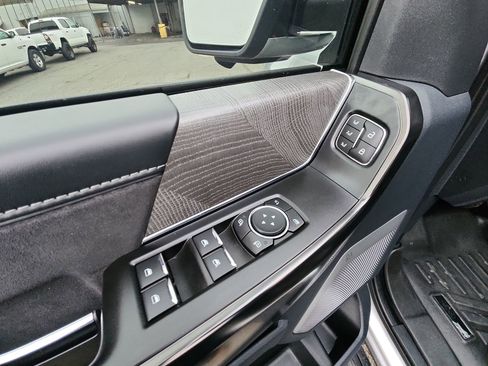 Used 2022 Ford F150 Platinum w/ Equipment Group 701A High image 15