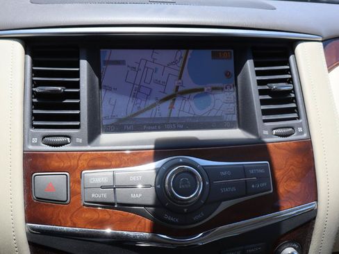 Used 2016 INFINITI QX80 4WD w/ Deluxe Technology Package image 27