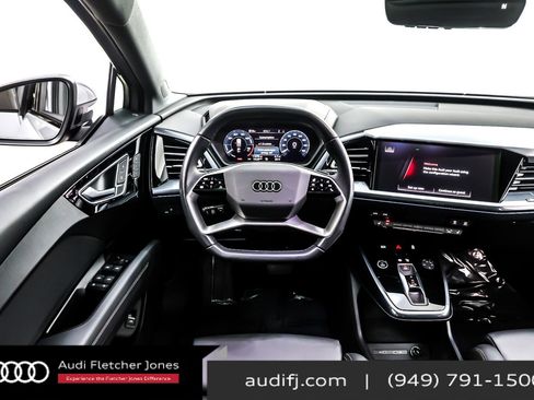 Used 2024 Audi Q4 e-tron Premium Plus image 6
