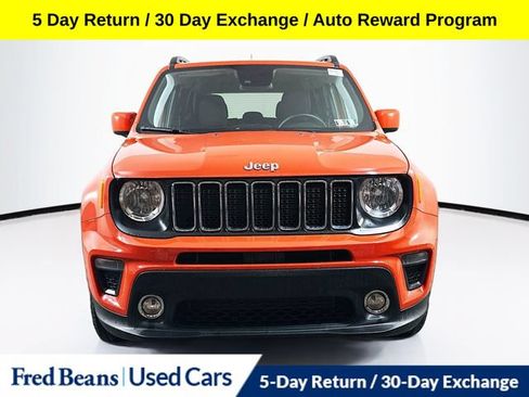 Used 2021 Jeep Renegade Latitude w/ Convenience Group AWD/4WD image 3