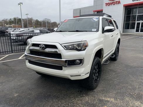 Used 2016 Toyota 4Runner Limited image 4