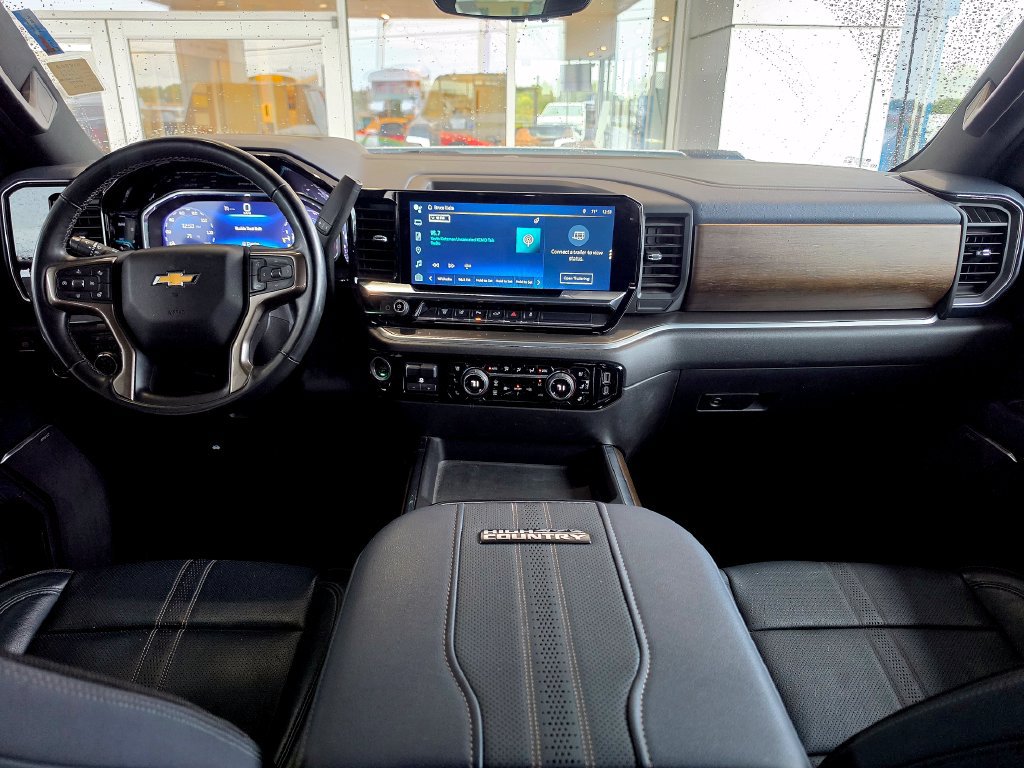 Used 2024 Chevrolet Silverado 2500 High Country w/ High Country Premium Package AWD/4WD image 25