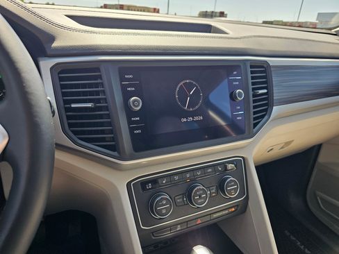 Used 2021 Volkswagen Atlas SE AWD/4WD image 25