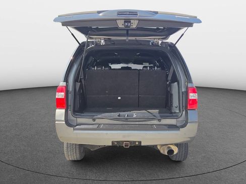 Used 2015 Ford Expedition XLT w/ Equipment Group 201A RWD image 7