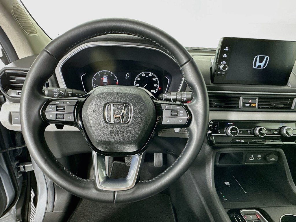 Certified 2025 Honda Pilot EX-L image 11