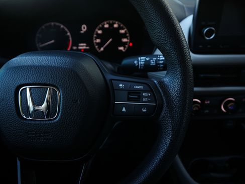 Certified 2023 Honda HR-V LX image 20