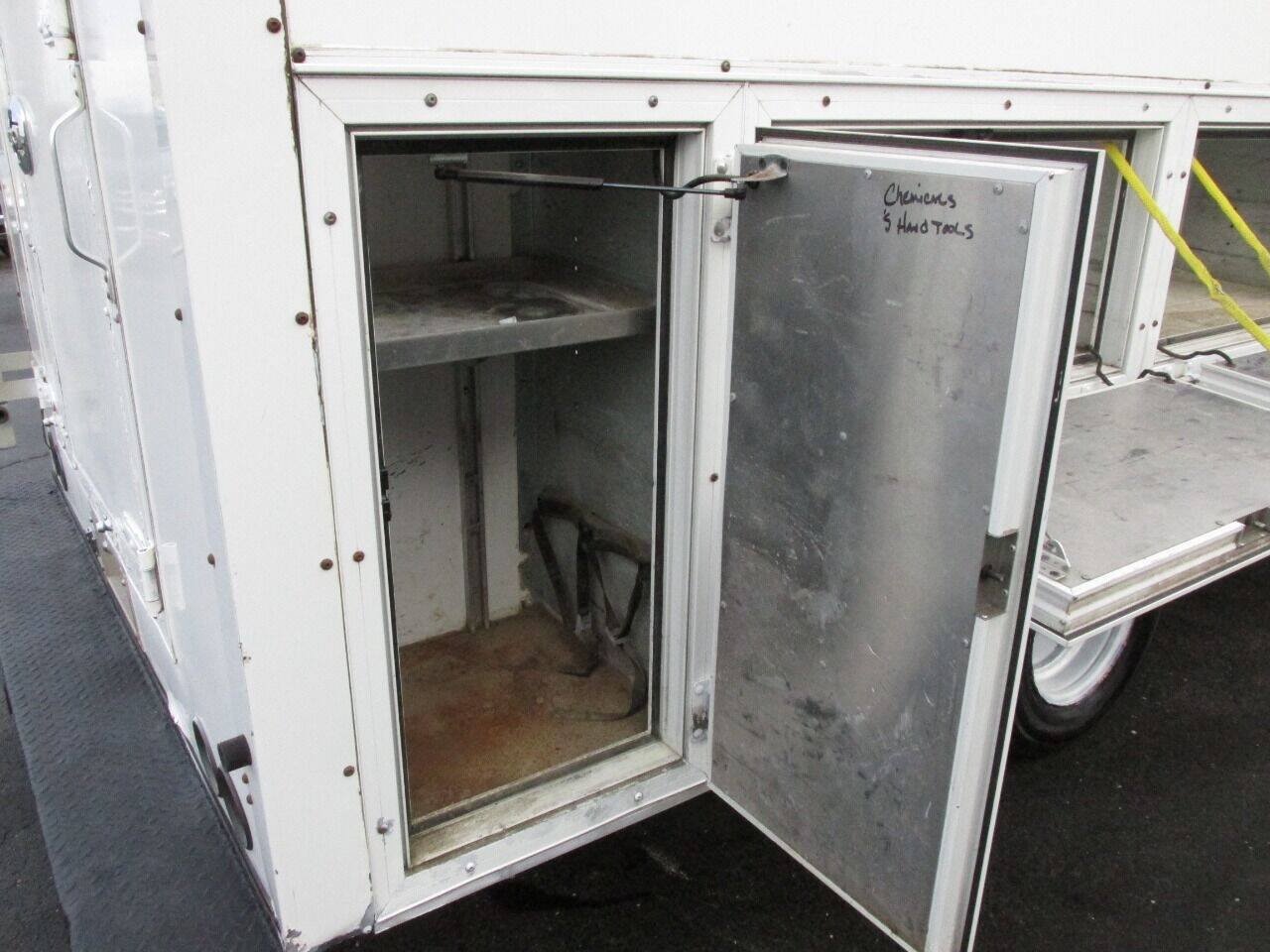 Used 2012 Ford E-350 and Econoline 350 Super Duty w/ PWR Locks & Windows Group RWD image 12