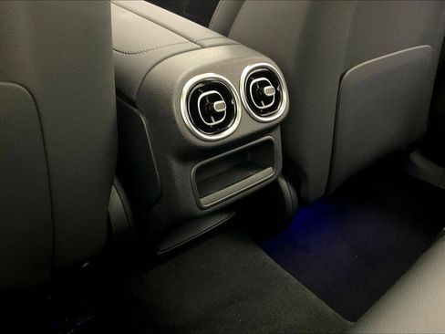 New 2026 Mercedes-Benz GLC 300 4MATIC image 22