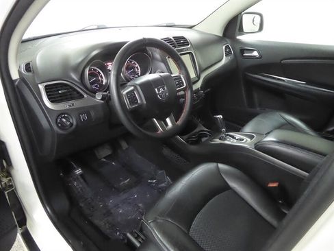 Used 2015 Dodge Journey Crossroad w/ Flexible Seating Group image 18