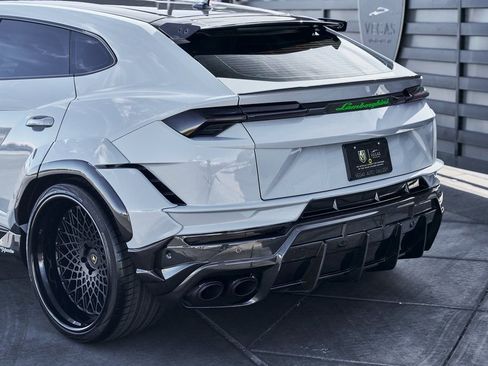 Used 2024 Lamborghini Urus Performante image 20