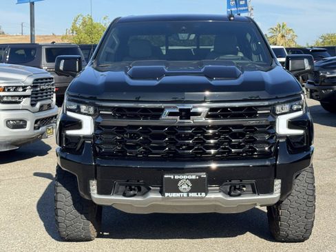 Used 2024 Chevrolet Silverado 1500 ZR2 w/ Technology Package AWD/4WD image 2