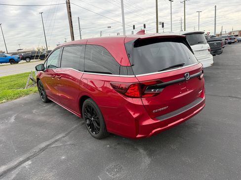 Used 2025 Honda Odyssey Sport-L image 4