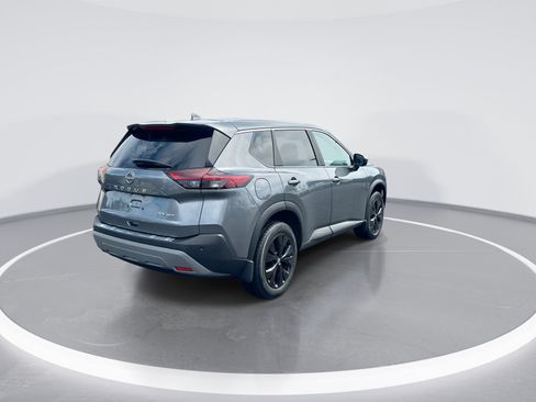 Used 2023 Nissan Rogue SV AWD/4WD image 9
