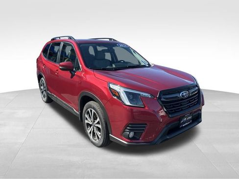 Used 2023 Subaru Forester Limited AWD/4WD image 8
