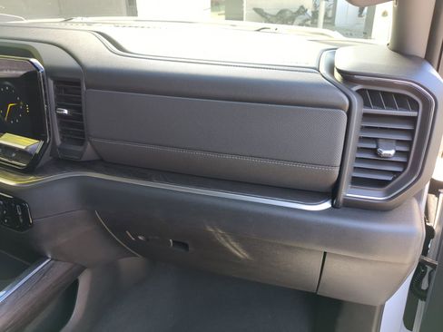 Certified 2024 Chevrolet Silverado 1500 LTZ image 25