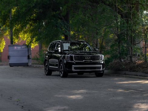 Used 2023 Kia Telluride S w/ S Sunroof Package AWD/4WD image 43