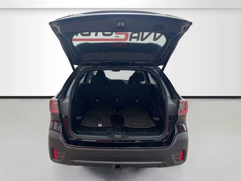 Used 2022 Subaru Outback Premium image 27