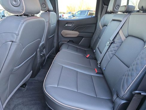 New 2026 GMC Canyon Denali w/ LPO, Denali Black Edition image 15