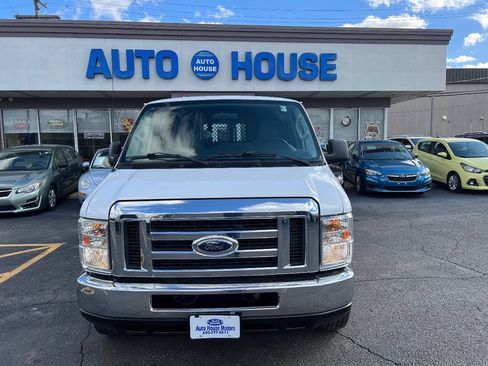 Used 2013 Ford E-250 and Econoline 250 w/ Commercial Cargo Van Pkg RWD image 2